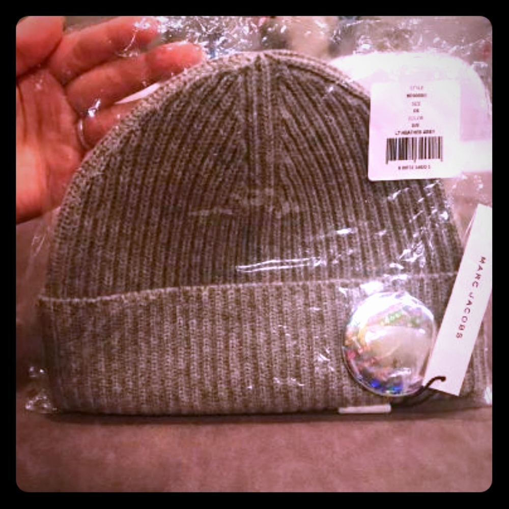 Marc Jacobs Cashmere Winter Hat